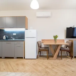 Wow For Rent - Bul Montevideo 25a - B Apart Otel